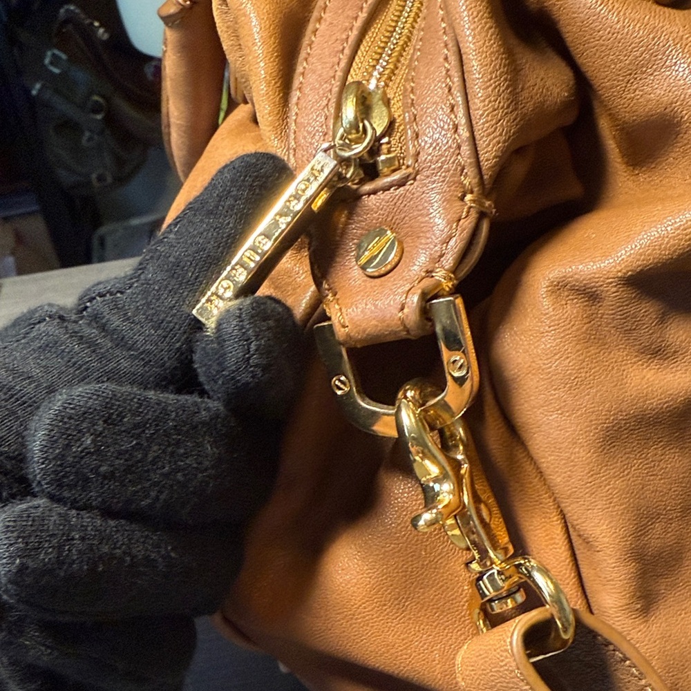 Tory Burch Leather Crossbody/Shoulder Hobo Bag - Picture 4 of 13